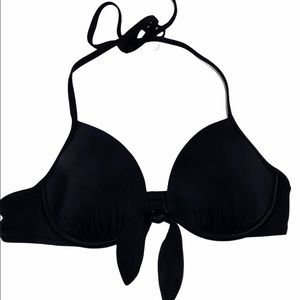Shade and Shore black padded bikini top.